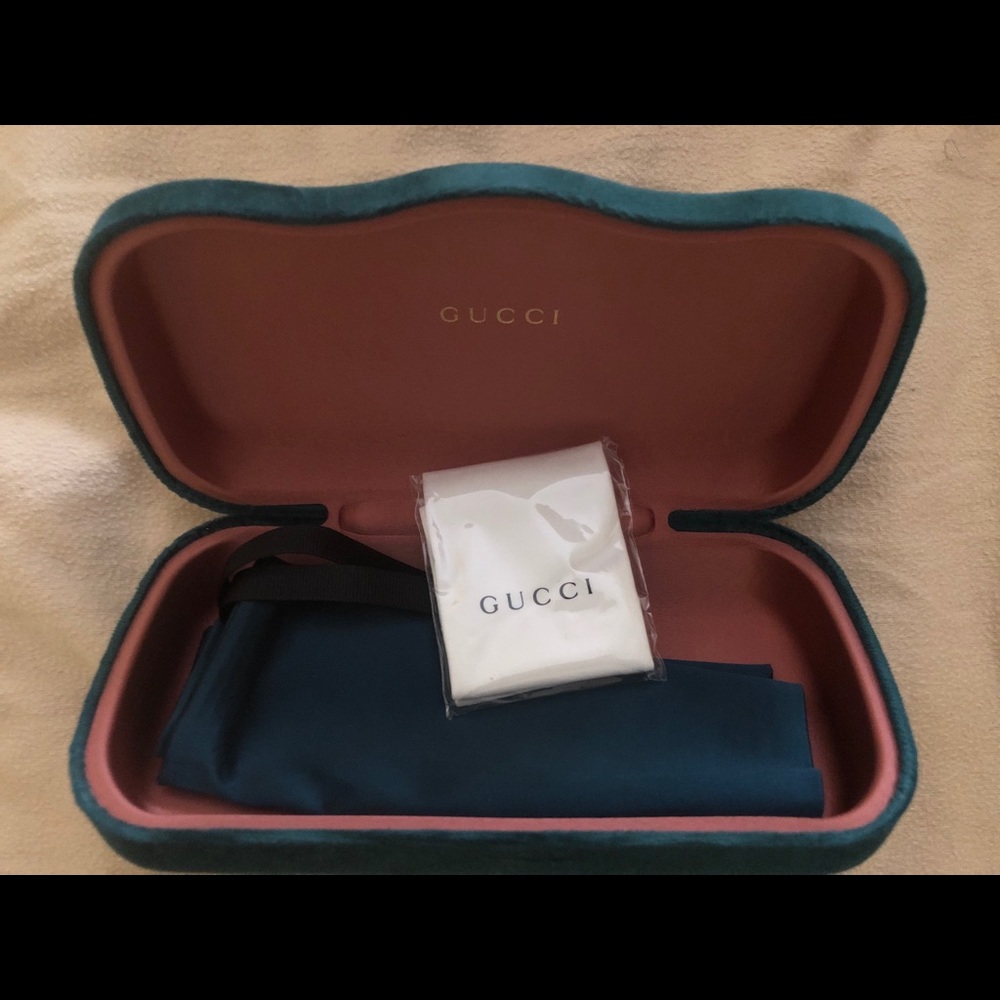 GUCCI Dk Green Medium Sunglasses Case, Bag, Cloth